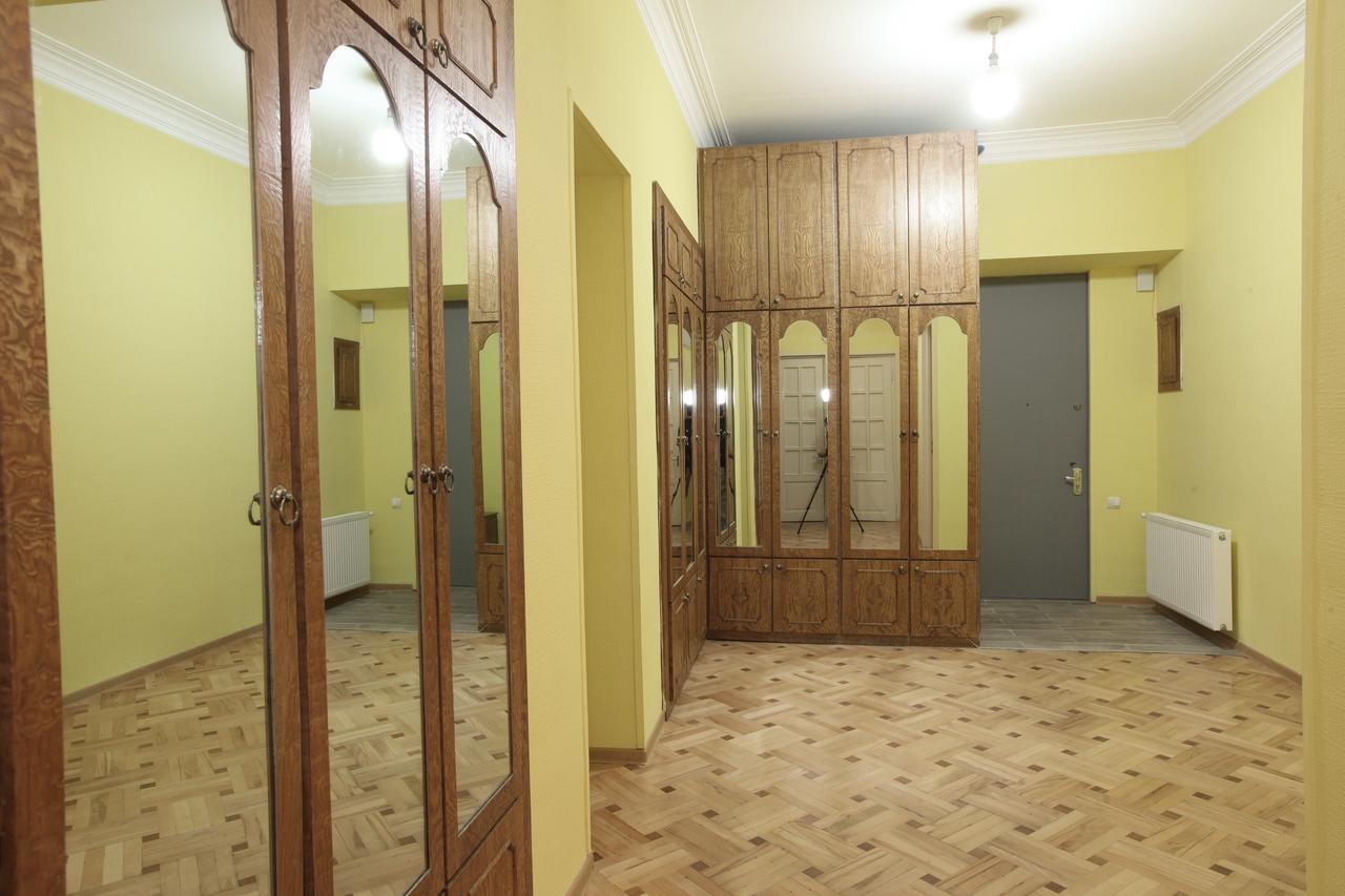 Apartment At Stalin House Tbilissi Extérieur photo